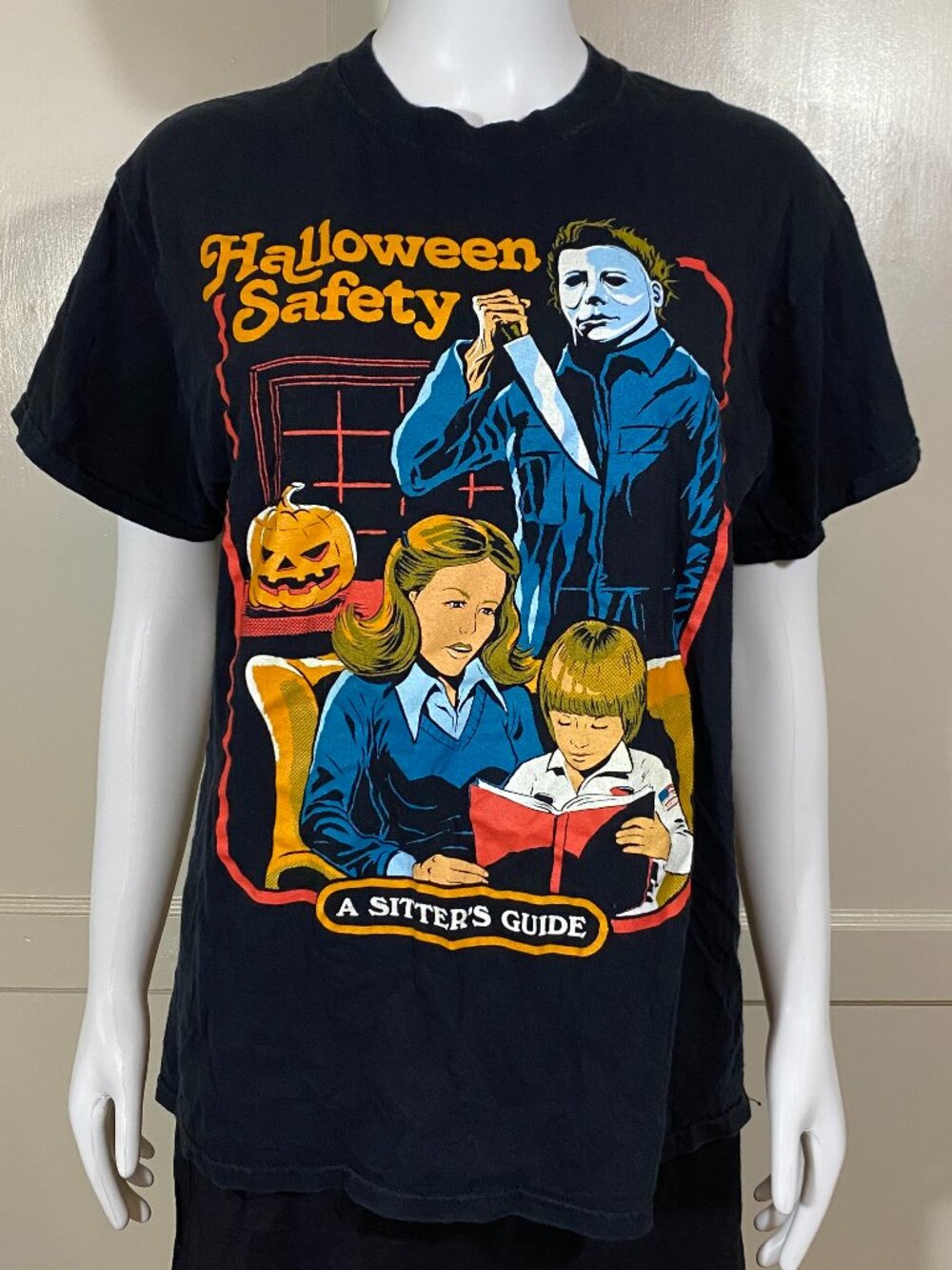 Halloween Safety Sitters Guide Black T-Shirt Micheal Myers Creepy Co Funny Sz M